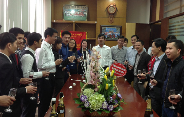 Kỷ niệm 6 năm thành lập Công ty CP Thương mại Viglacera